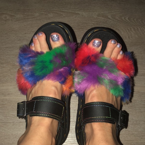 Dr. Martens VOSS II FLUFFY FAUX FUR STRAP SANDALS Size 8 US - Picture 4 of 6